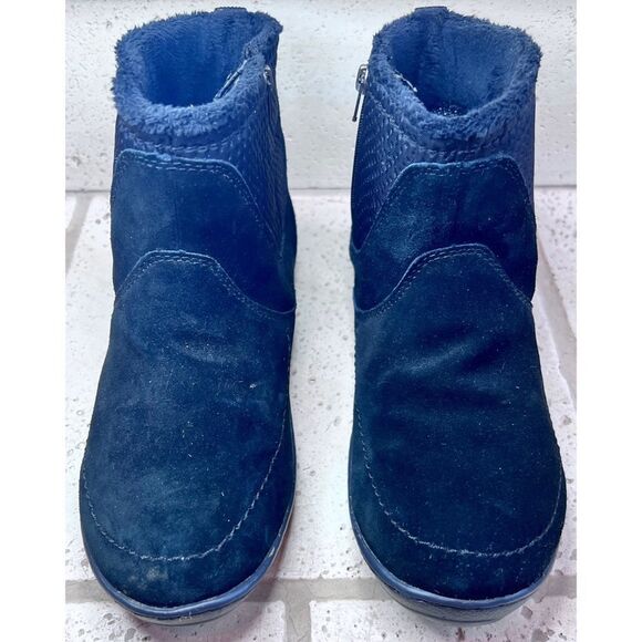 Columbia Women’s Omni Heat Tech Ankle Black Suede Boots Side Zip Sz 6.5 - Picture 1 of 15